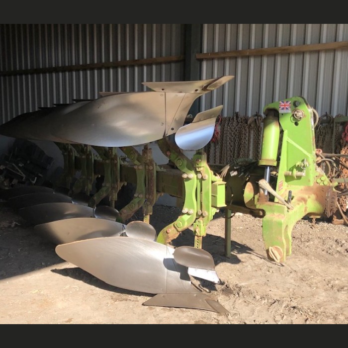 Used Dowdeswell 6 Furrow Plough 1