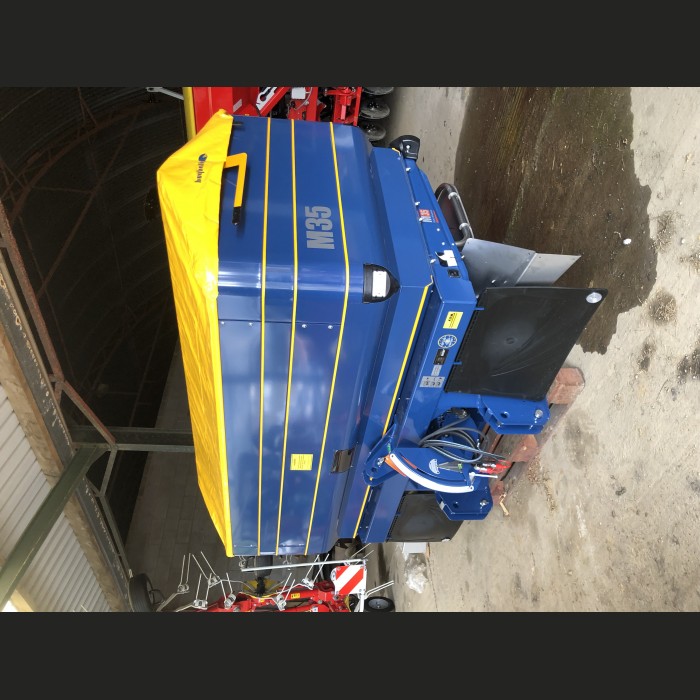 Used KRM M35 Fertiliser Spreader 