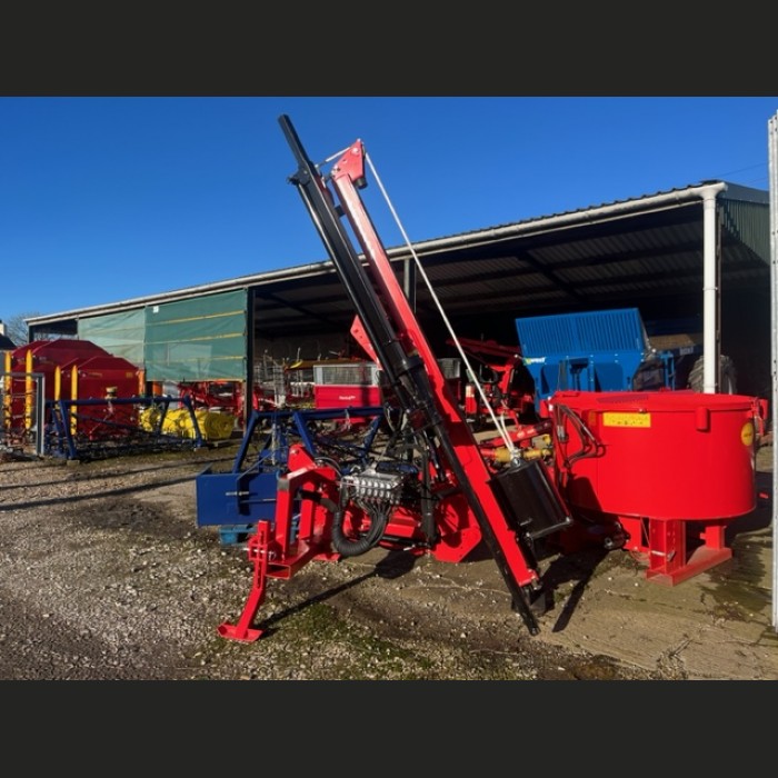 New Protech P200s Post Knocker c/w rock spike 2