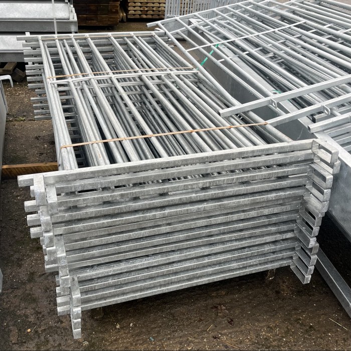 6' Interlocking Sheep Hurdles 