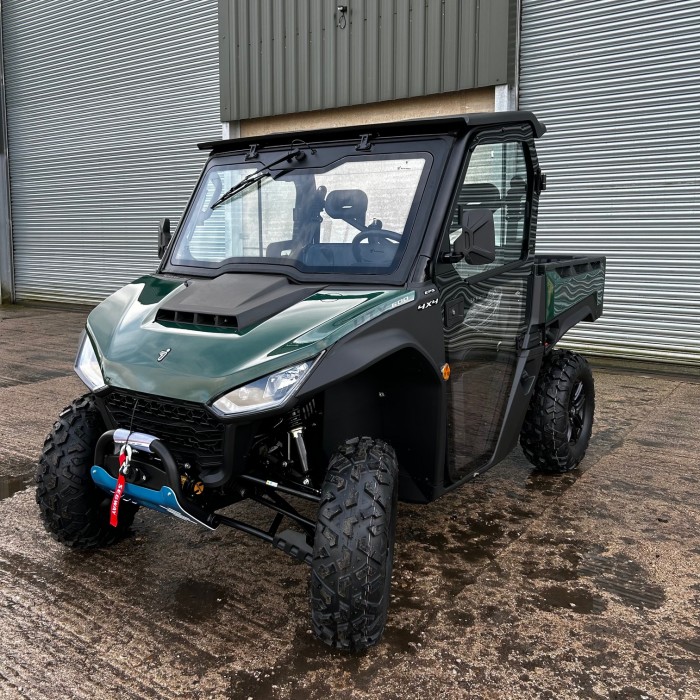 New Segway UT6 Premium Full Cab 